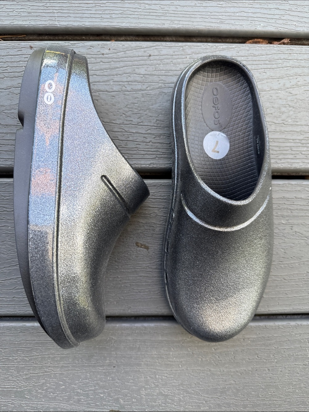 CROCS Metallic Charcoal Classic Clog